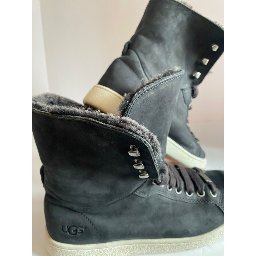 UGG Starlyn Trainer Womens Ankle Boot Size 9 Black Leather Sheep Skin